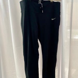 Nike cropped running leggings